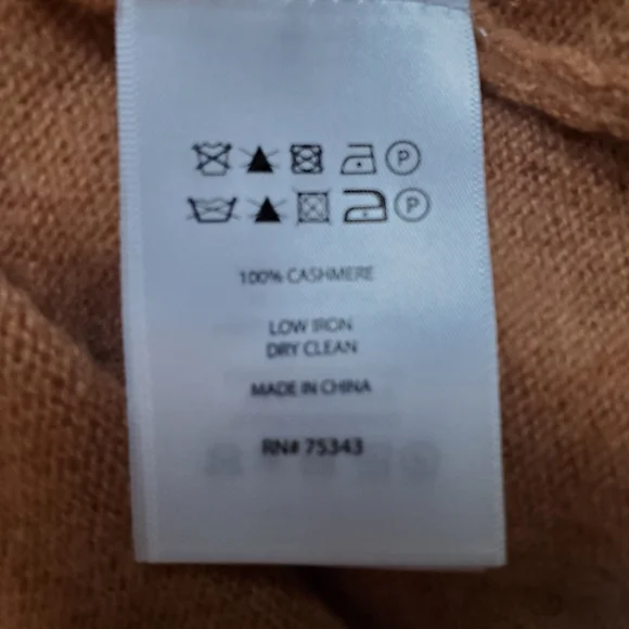 Rachel Zoe cashmere poncho - Picture 4 of 4